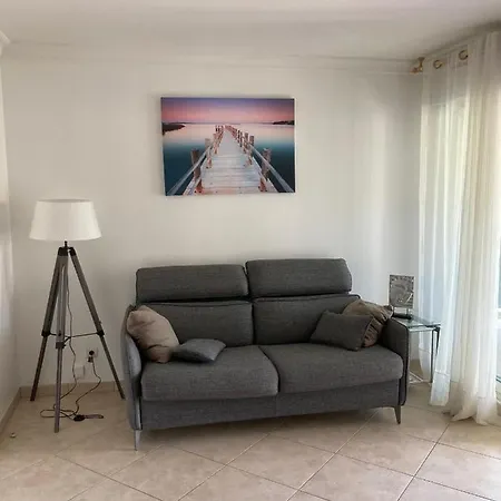 Juan Flore * Антіб