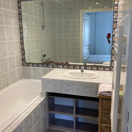 Juan Flore Антіб