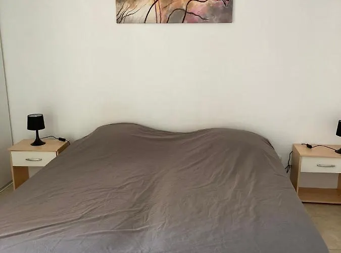 Ξενοδοχείο Juan Flore